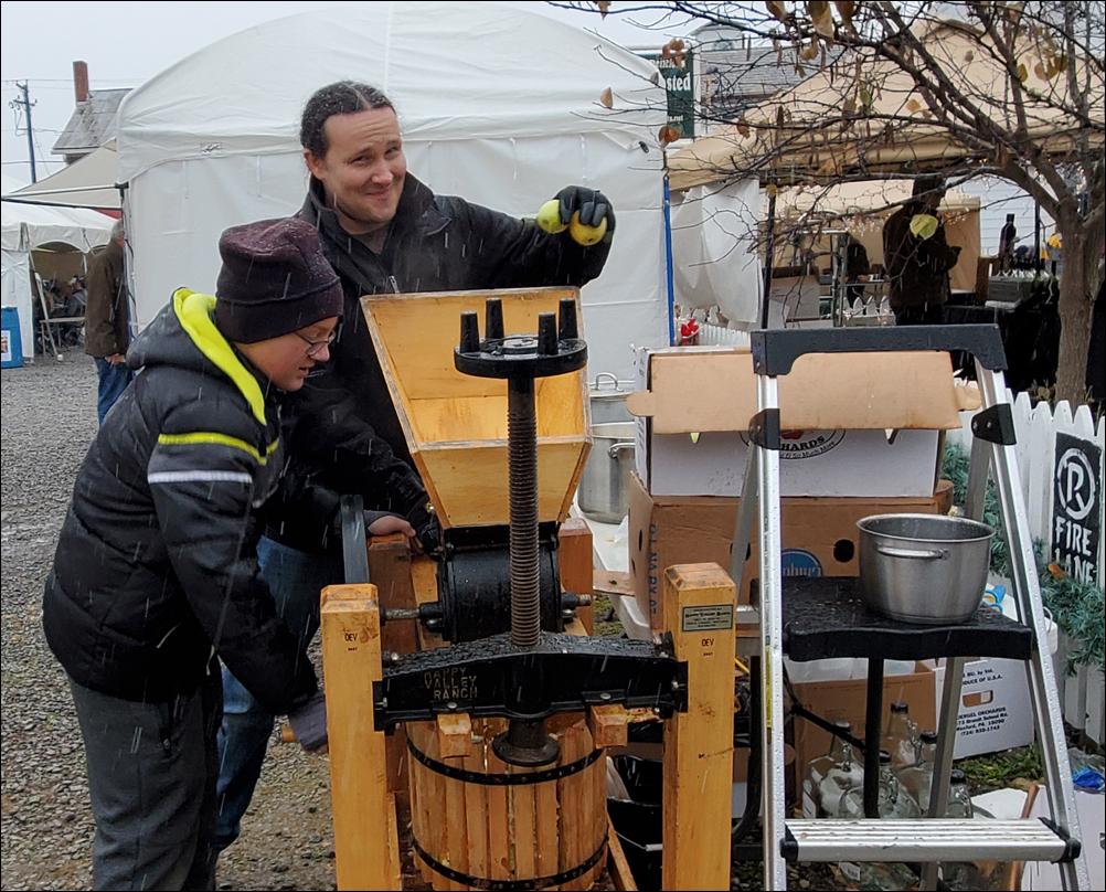 Thousands turn out in Harmony